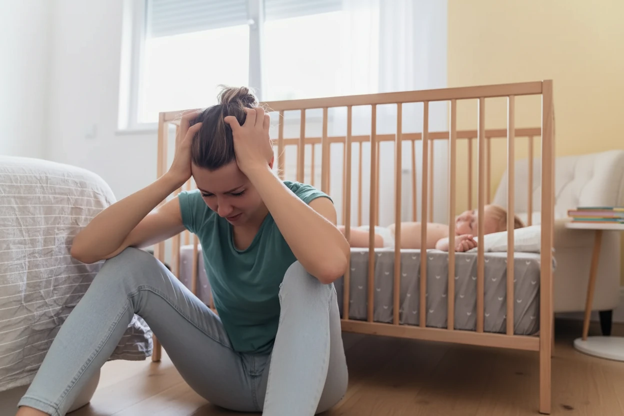 Postpartum Depression Causes and Risk | Longway Health